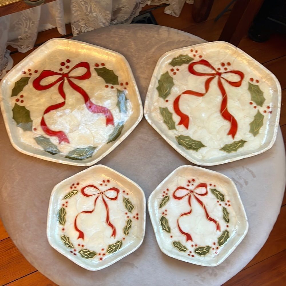 VTG! 4 Pc Natural Capiz Christmas Snack Serving Set